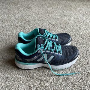 New Balance ABZORB 560v7